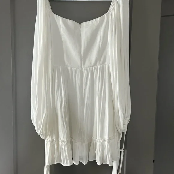 Perfect Bridal Ocassion Dress - Picture 2 of 2